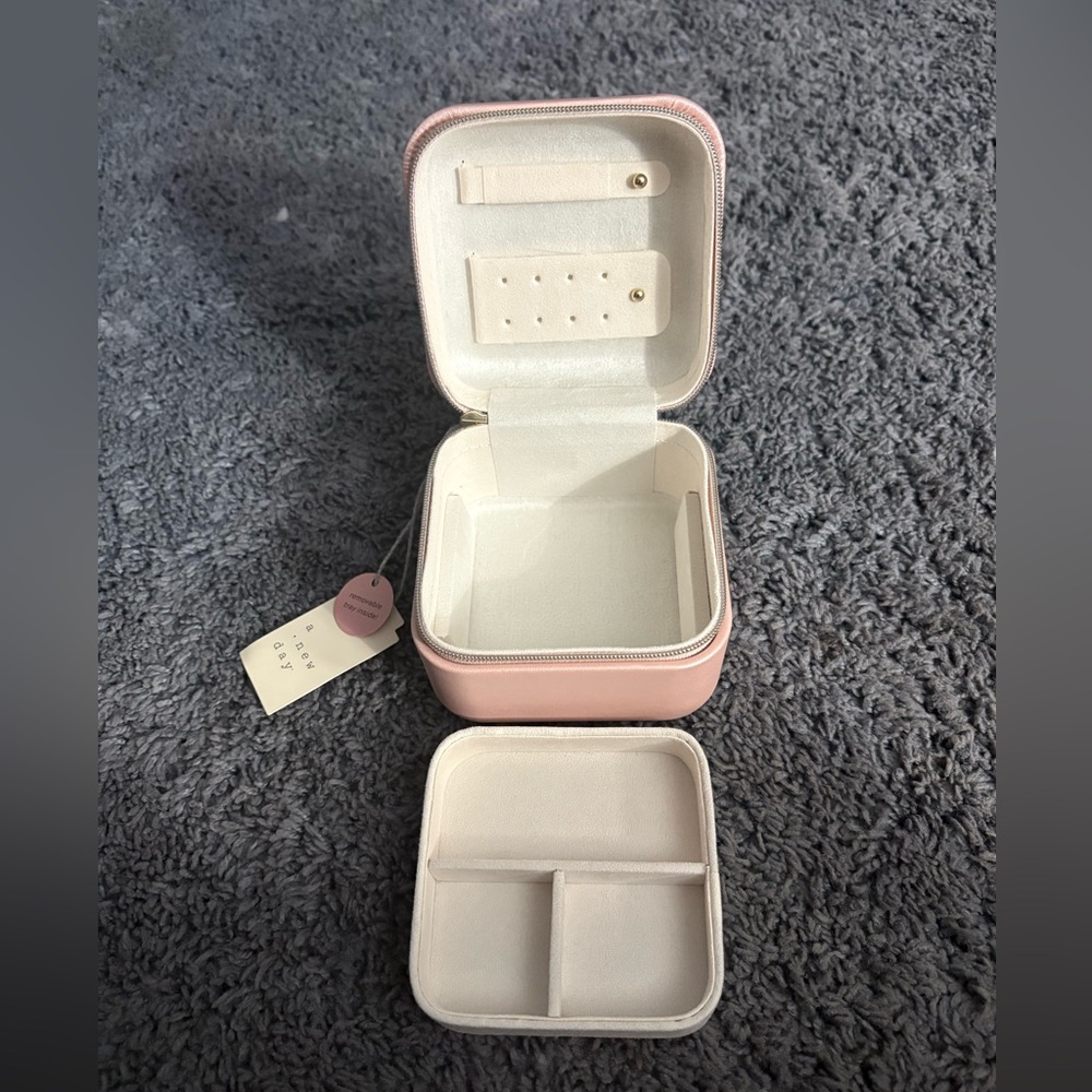 NWT a.new.day light pink hard shell travel jewelry box